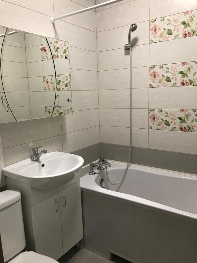 Apartments O.Polya Dnipro Eksteriør billede